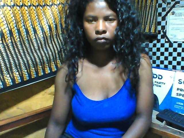 Luciafunnie live cam on BongaCams