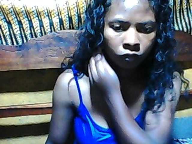 Luciafunnie live cam on BongaCams