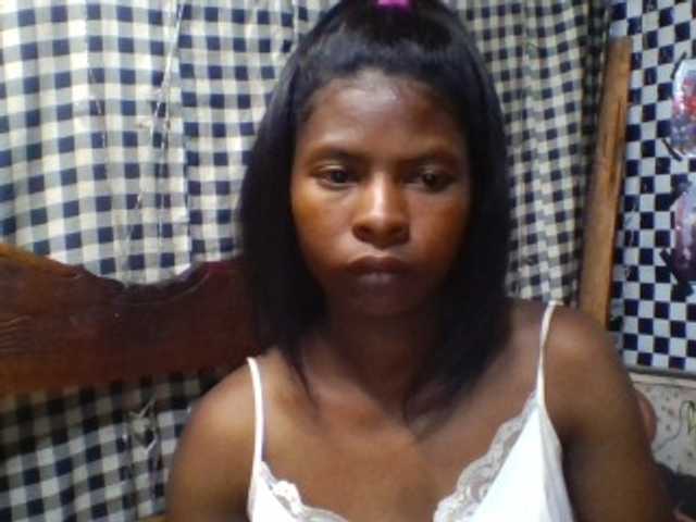 Luciafunnie live cam on BongaCams