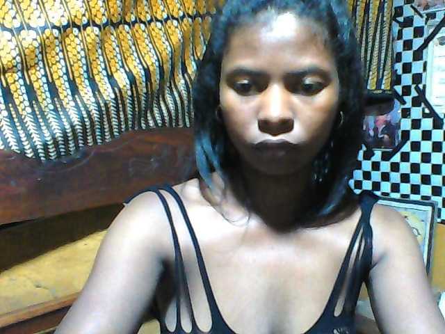 Luciafunnie live cam on BongaCams