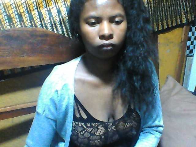 Luciafunnie live cam on BongaCams