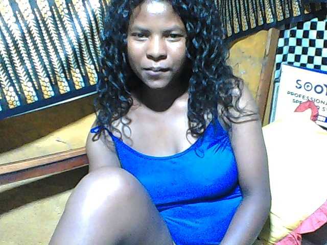 Luciafunnie live cam on BongaCams