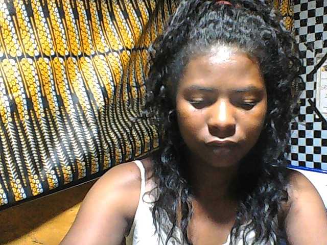 Luciafunnie live cam on BongaCams