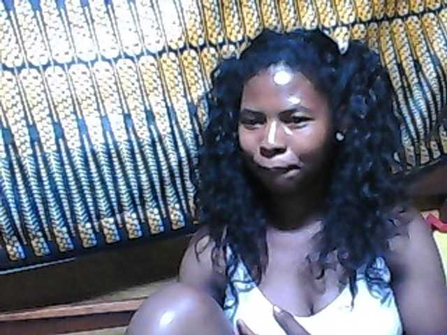 Luciafunnie live cam preview