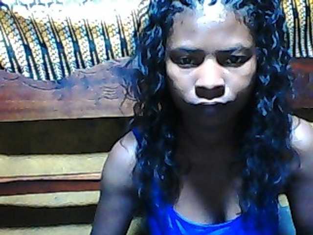 Luciafunnie live cam on BongaCams