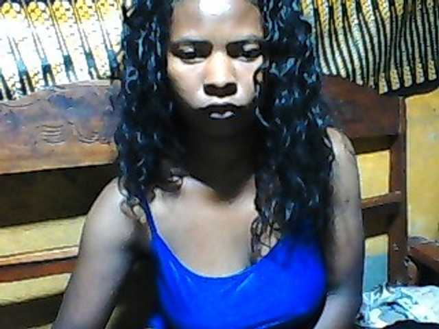 Luciafunnie live cam on BongaCams