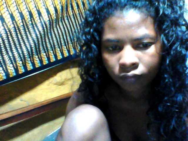 Luciafunnie live cam on BongaCams
