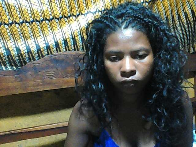 Luciafunnie live cam on BongaCams