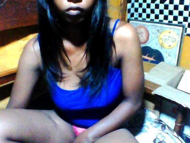 Luciafunnie live cam on BongaCams