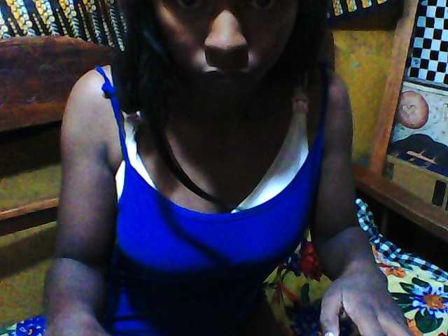 Luciafunnie live cam on BongaCams