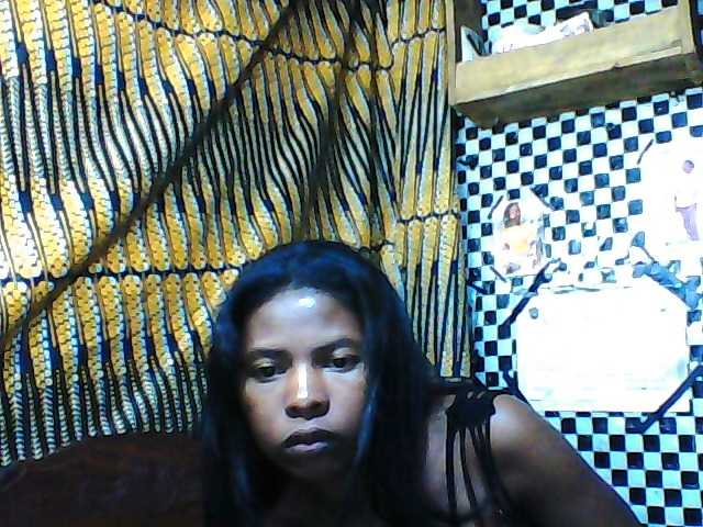 Luciafunnie live cam on BongaCams