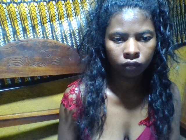 Luciafunnie live cam on BongaCams