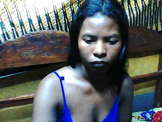 Luciafunnie live cam on BongaCams