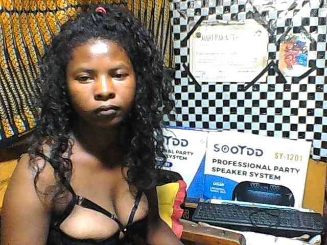 Luciafunnie webcam