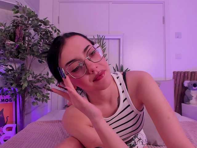 NaoimiMay live cam on BongaCams