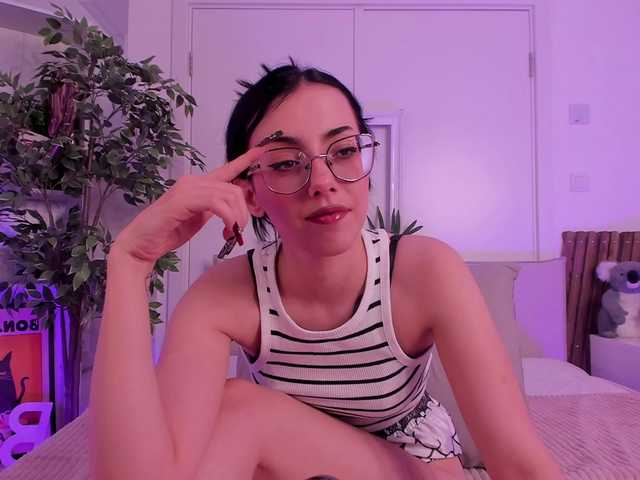 NaoimiMay live cam on BongaCams