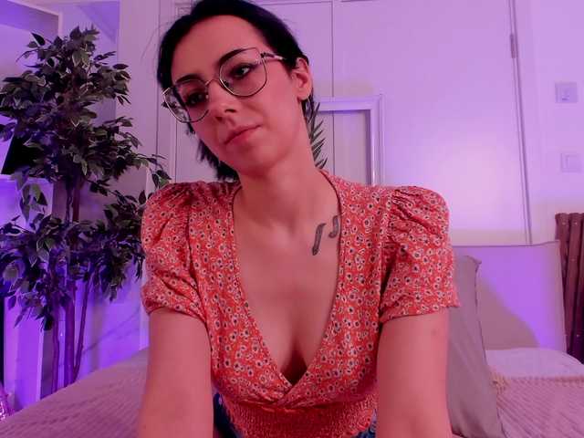 NaoimiMay live cam on BongaCams