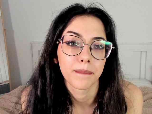 NaoimiMay webcam