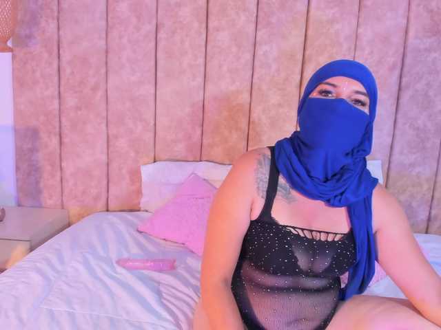 alyshhaa live cam on BongaCams