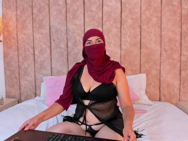 alyshhaa live cam on BongaCams