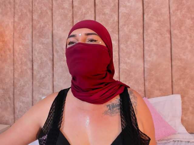 alyshhaa live cam on BongaCams