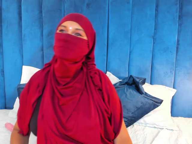 alyshhaa, live now on BongaCams