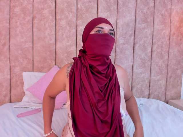 alyshhaa live cam on BongaCams