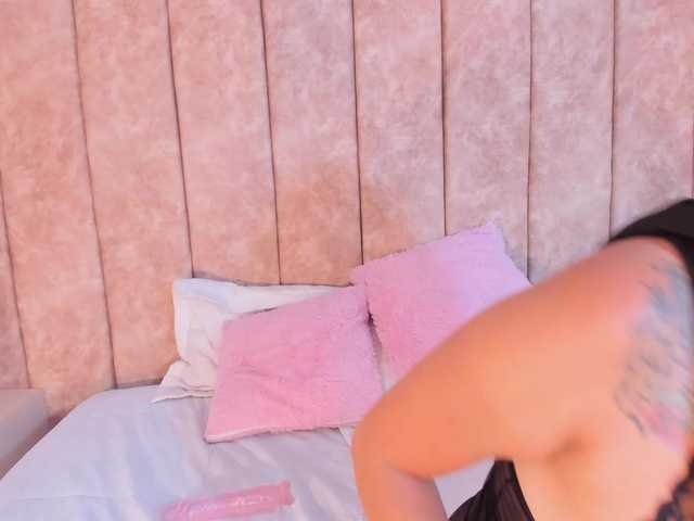 alyshhaa live cam on BongaCams