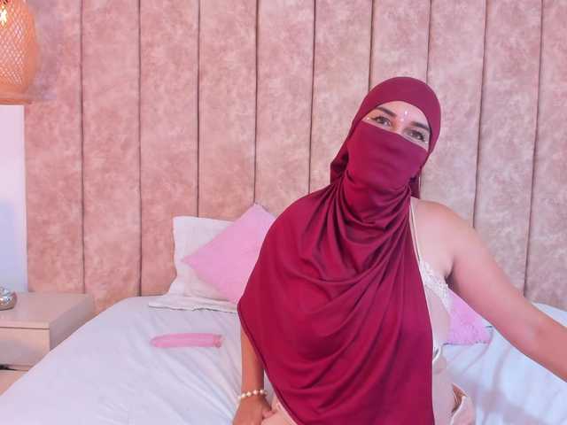 alyshhaa live cam on BongaCams