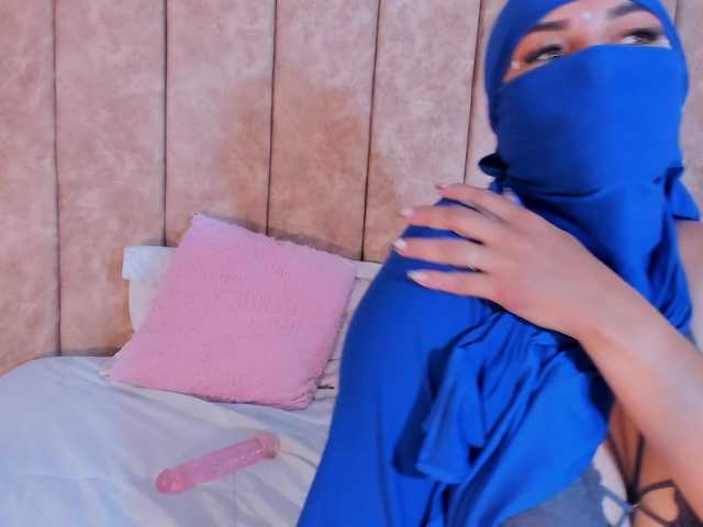 alyshhaa live cam on BongaCams