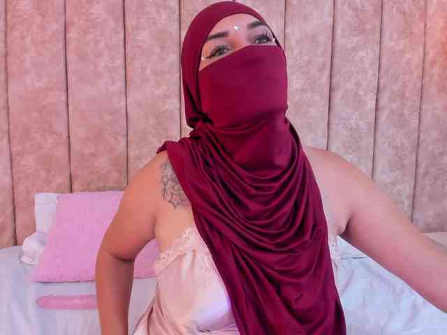 alyshhaa alyshhaa