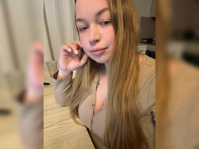Velordaaa live cam on BongaCams