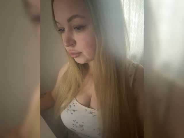 Velordaaa live cam on BongaCams