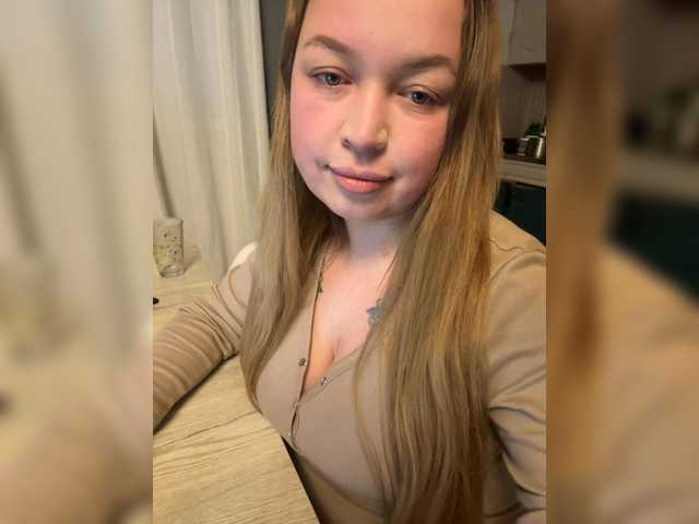 Velordaaa live cam on BongaCams