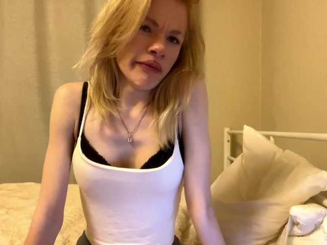 CelsaRadon live cam on BongaCams
