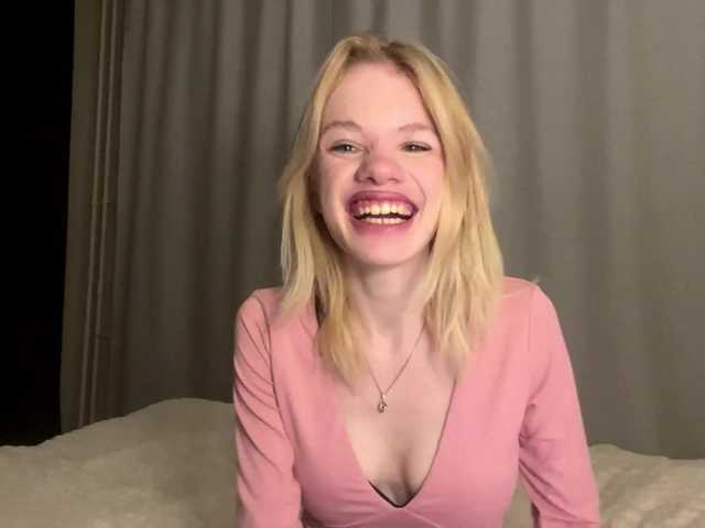 CelsaRadon live cam on BongaCams