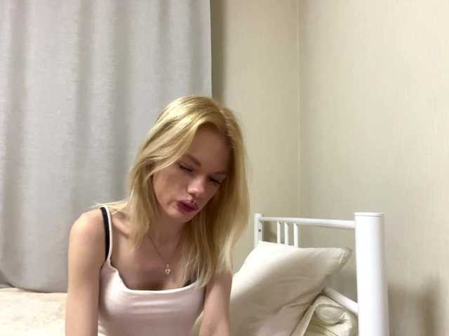 CelsaRadon live cam on BongaCams