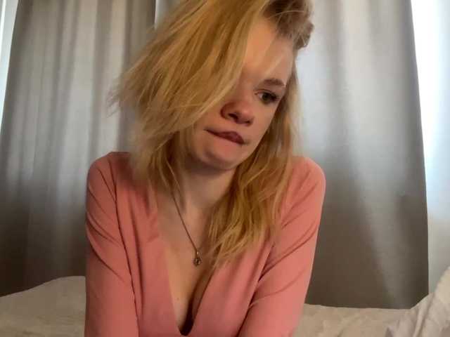 CelsaRadon live cam on BongaCams