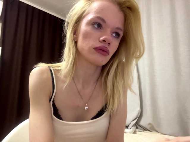 CelsaRadon live cam on BongaCams