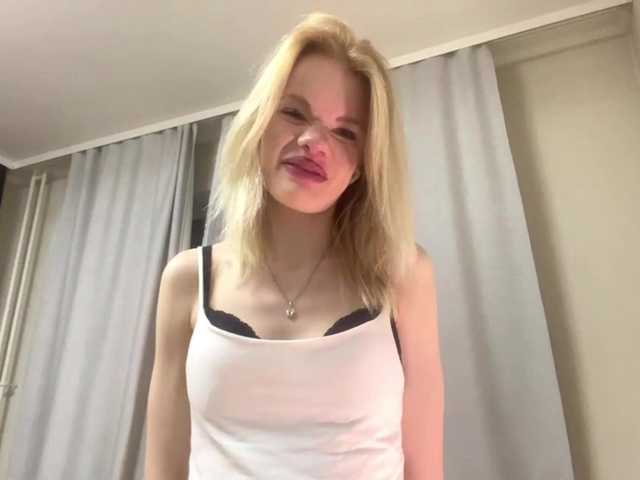 CelsaRadon live cam on BongaCams