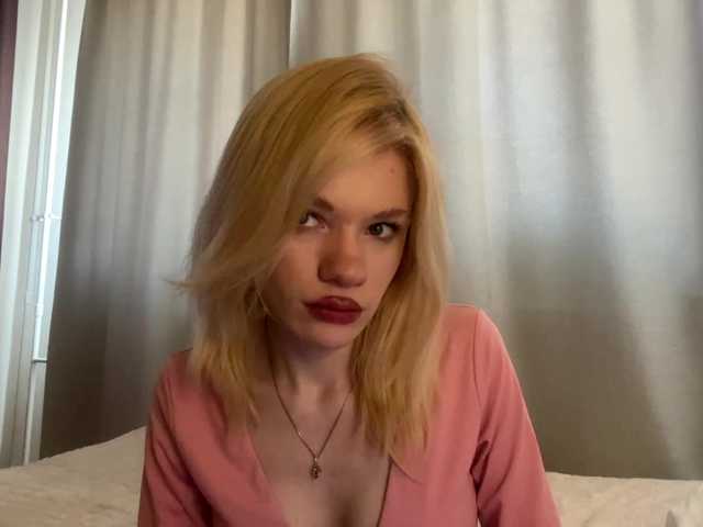 CelsaRadon live cam on BongaCams
