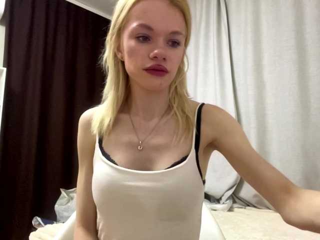 CelsaRadon live cam on BongaCams