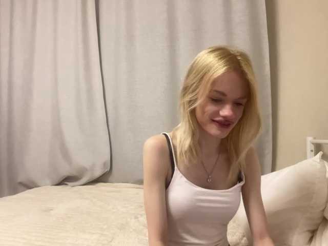 CelsaRadon live cam on BongaCams
