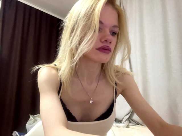 CelsaRadon live cam on BongaCams