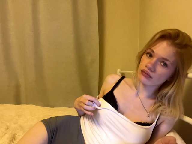 CelsaRadon live cam on BongaCams