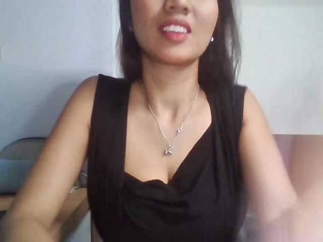 LulaFenske live cam on BongaCams
