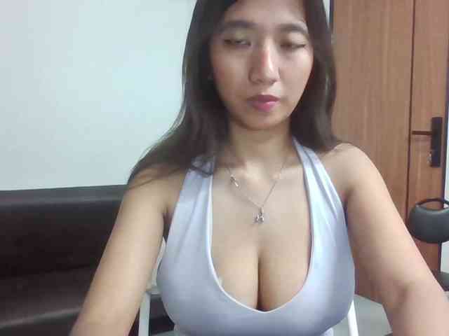 LulaFenske webcam
