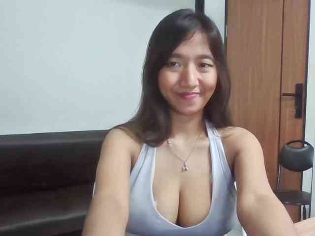 LulaFenske webcam