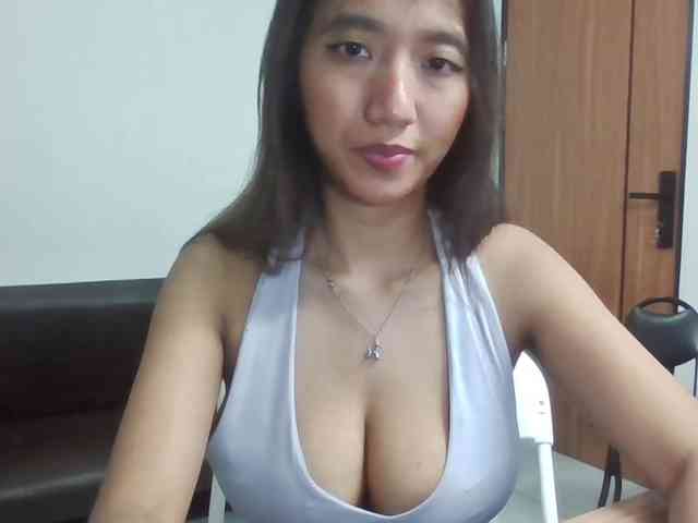 LulaFenske webcam
