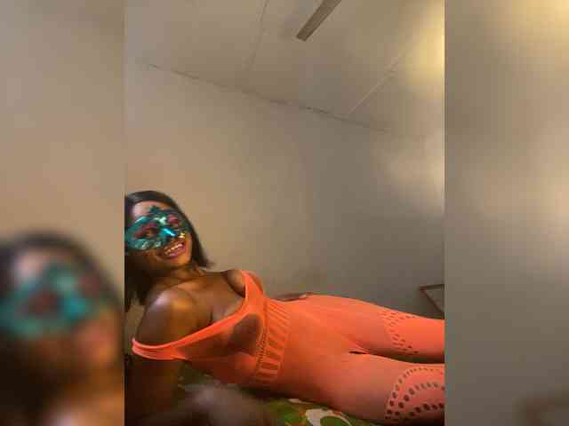 Sexxxysplashofficial webcam